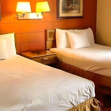 Rodeway Inn Manchester Esterno foto