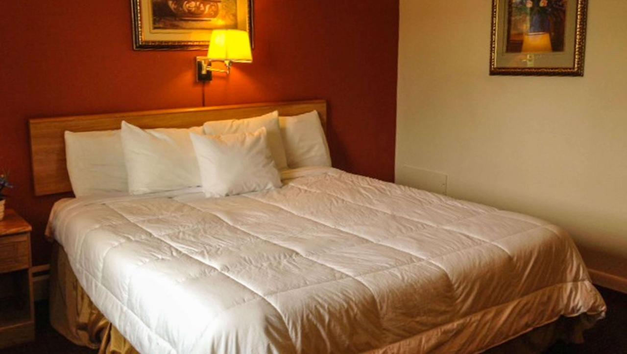 Rodeway Inn Manchester Esterno foto