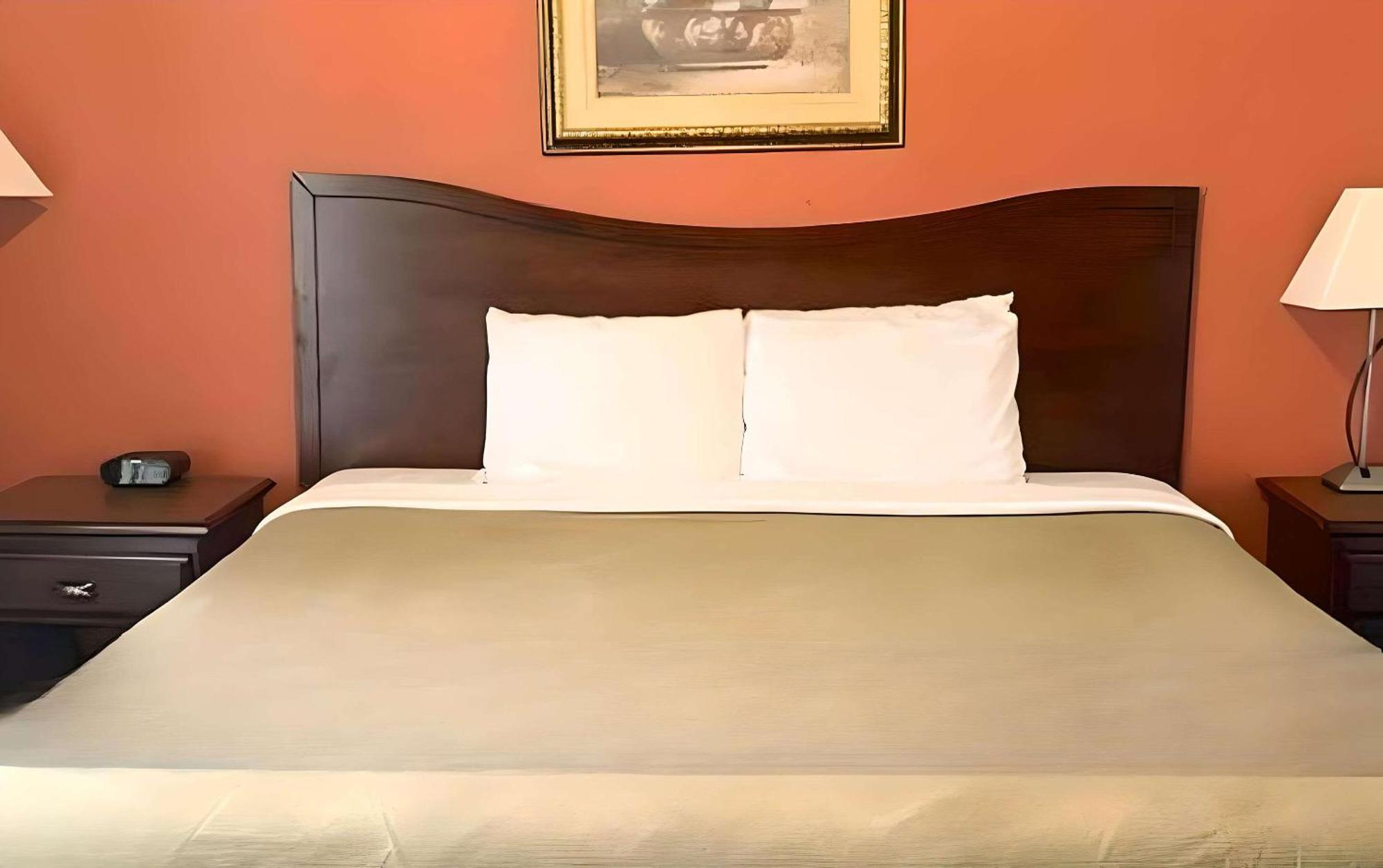 Rodeway Inn Manchester Esterno foto